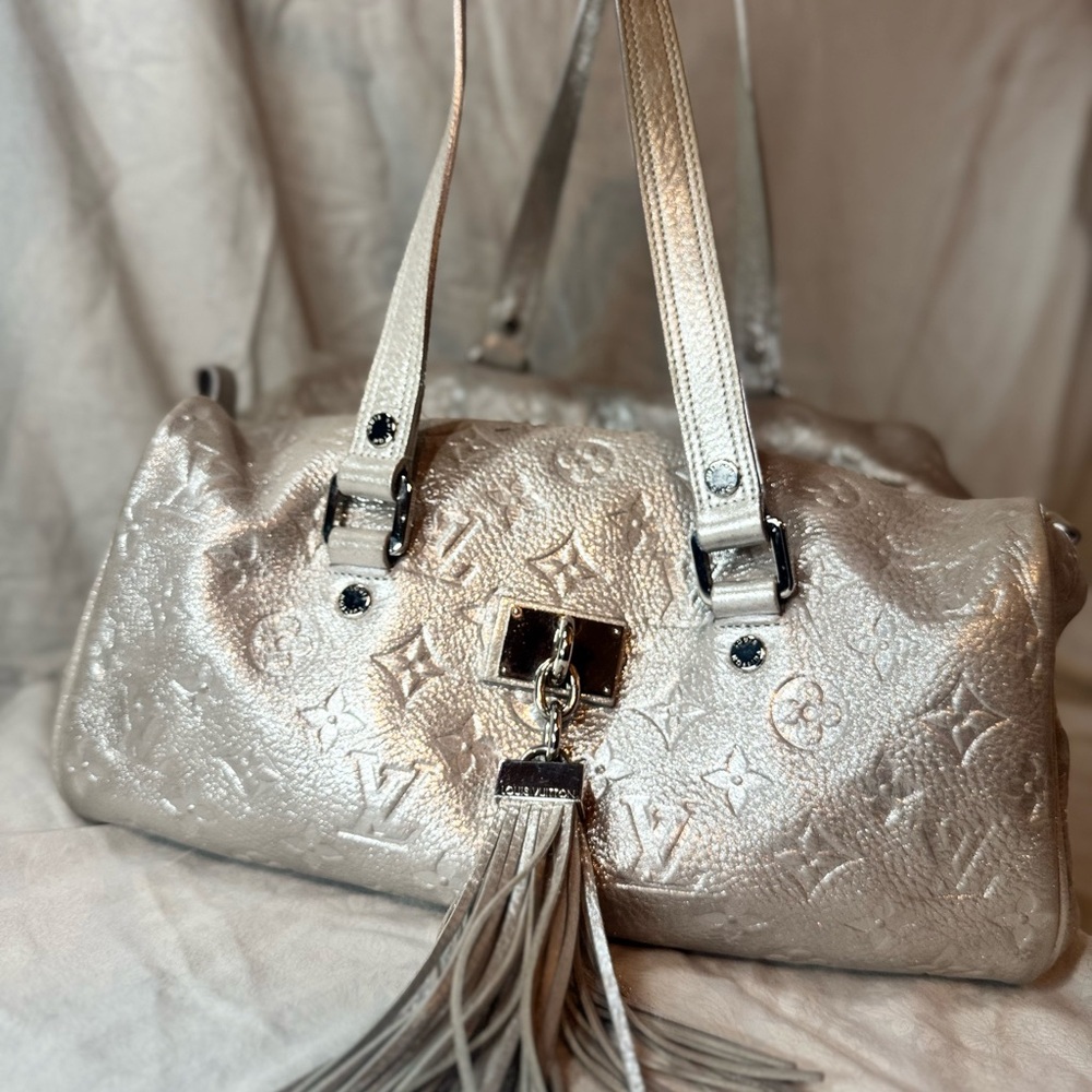 Louis Vuitton silver monogram shimmer comete